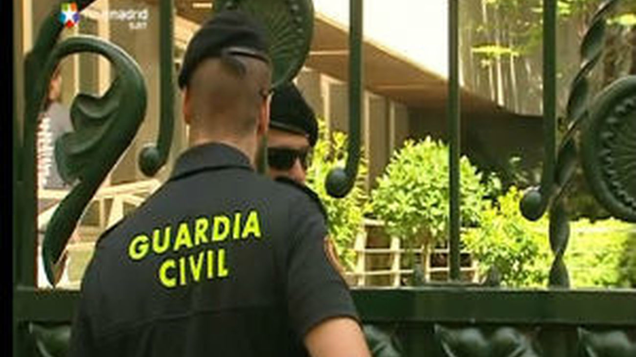 Intervenidas casi 10.000 cápsulas de óxido nitroso en Villanueva de la Cañada.