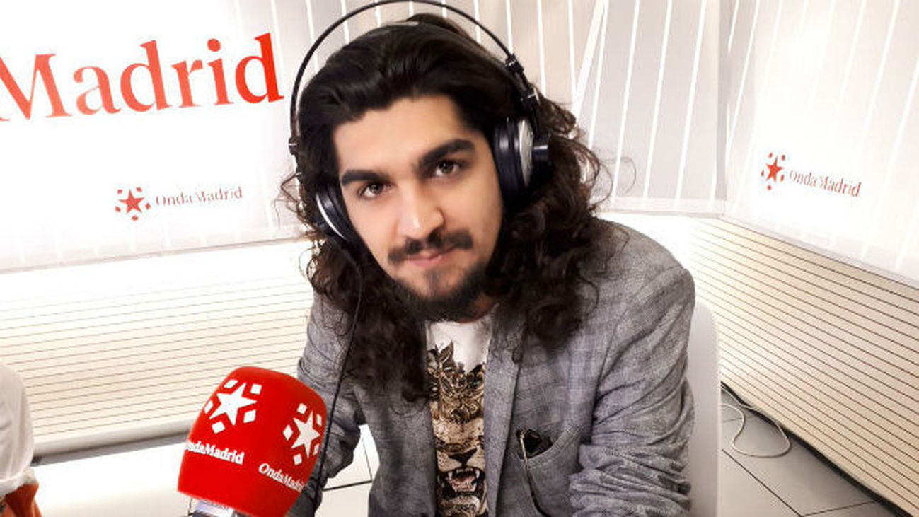 Israel Fernández nos presenta su disco 'Universo Pastora'