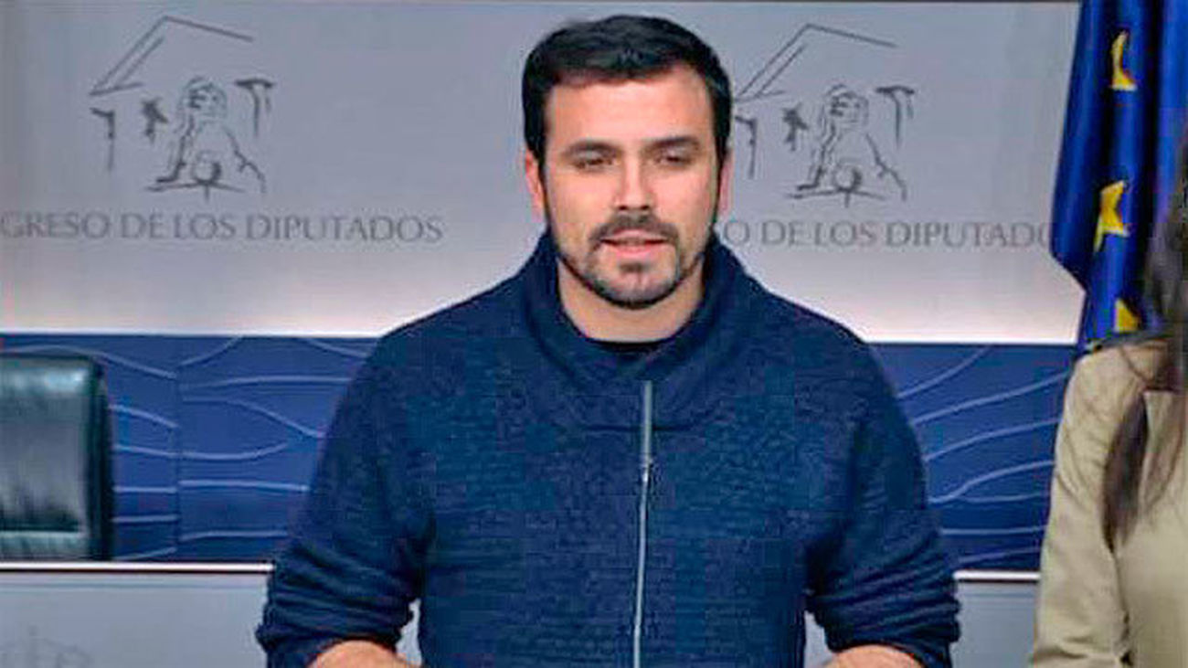 El portavoz de Izquierda Unida, Alberto Garzón se ofrece como mediador para formar Gobierno