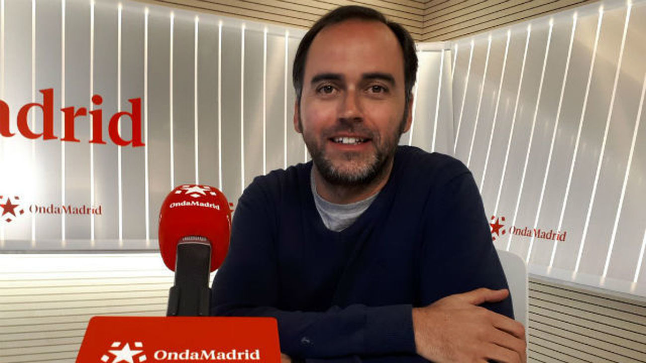 Jorge Todolí nos presenta 'Confesiones en un 600, más de 50 grandes anécdotas con famosos'