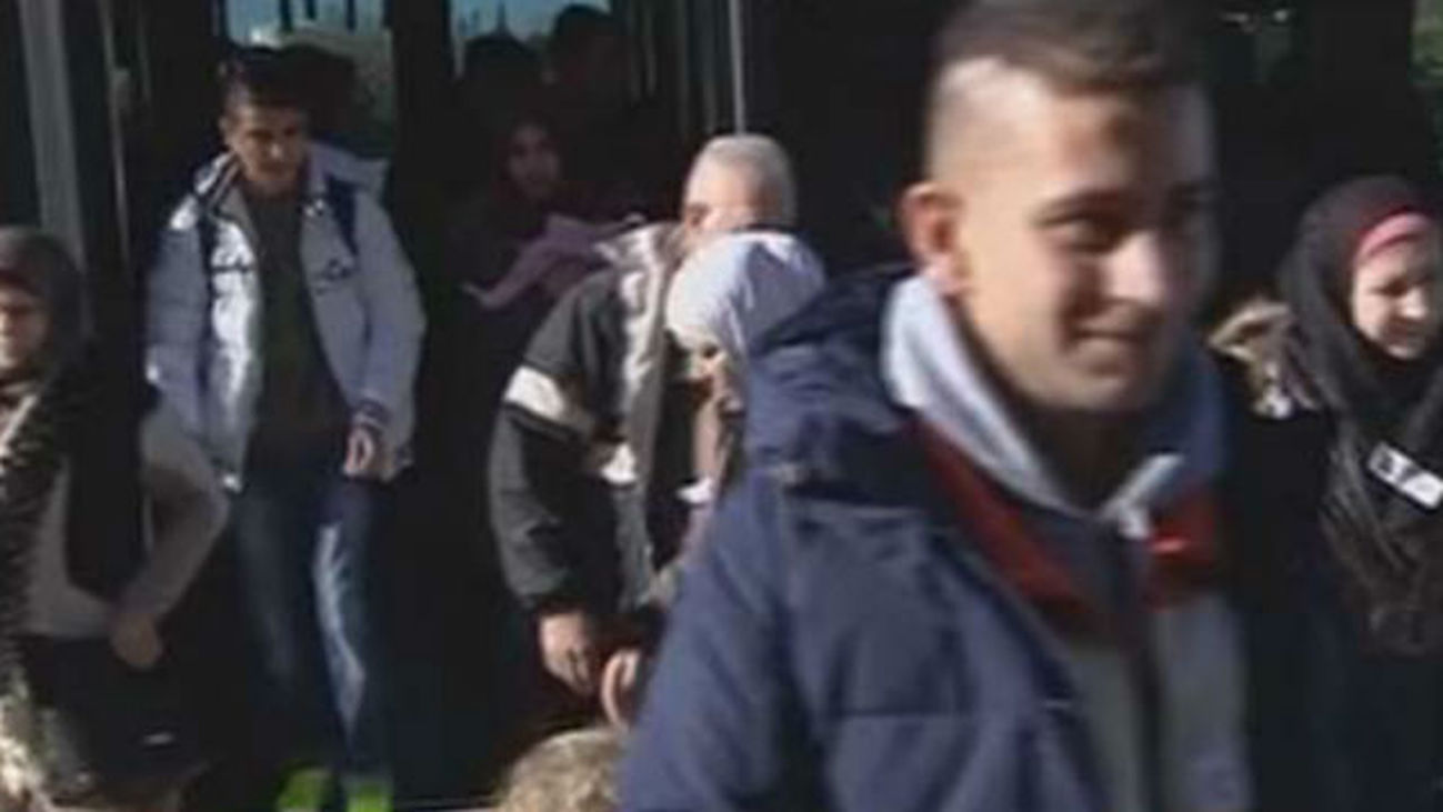 Llegan 198 refugiados, el grupo más numeroso de los acogidos hasta ahora