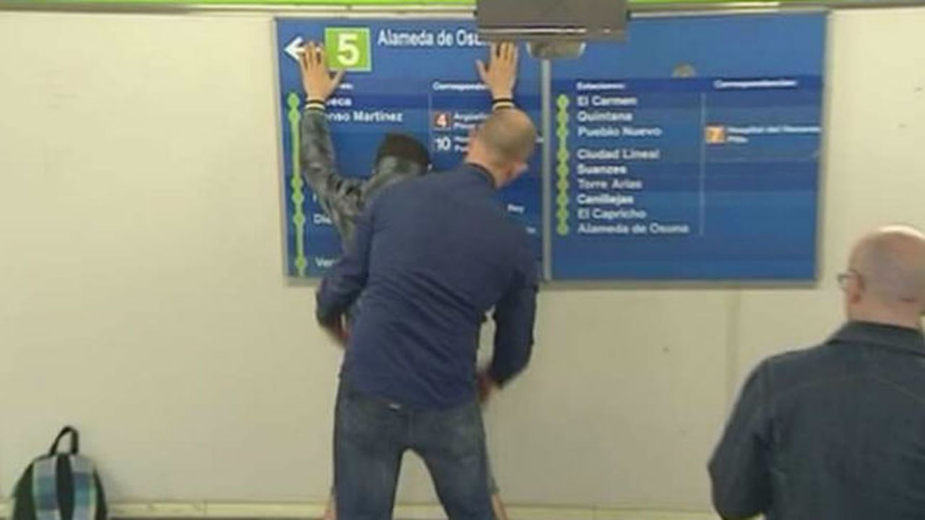 Metro pone en marcha una campaña informativa sobre robos y pérdidas