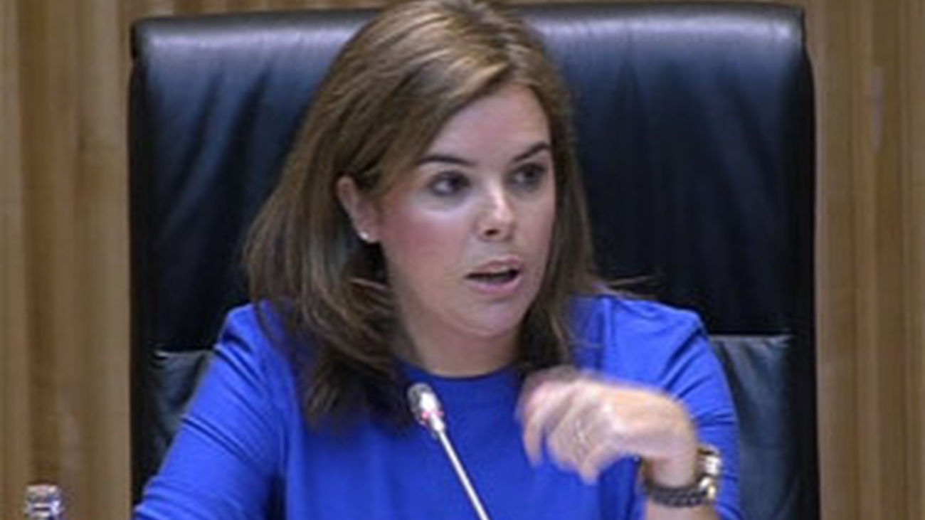 El PSOE hará votar al Congreso las "mentiras" de Rajoy y el Gobierno le reta a una moción de censura