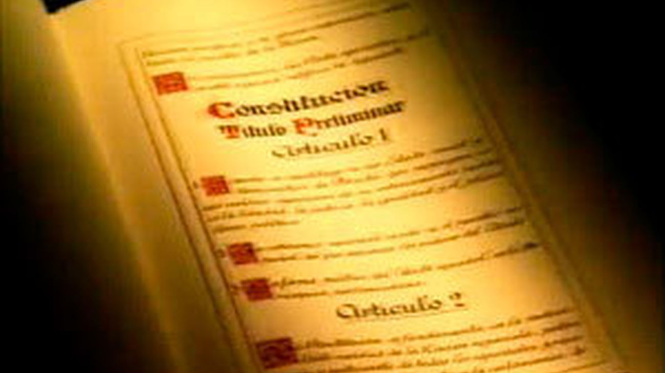 El Partido Popular defiende la vigencia de la actual Consitutición