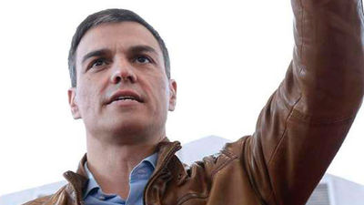 Pedro Sánchez critica el apoyo de los pesos pesados del PSOE a Susana Díaz