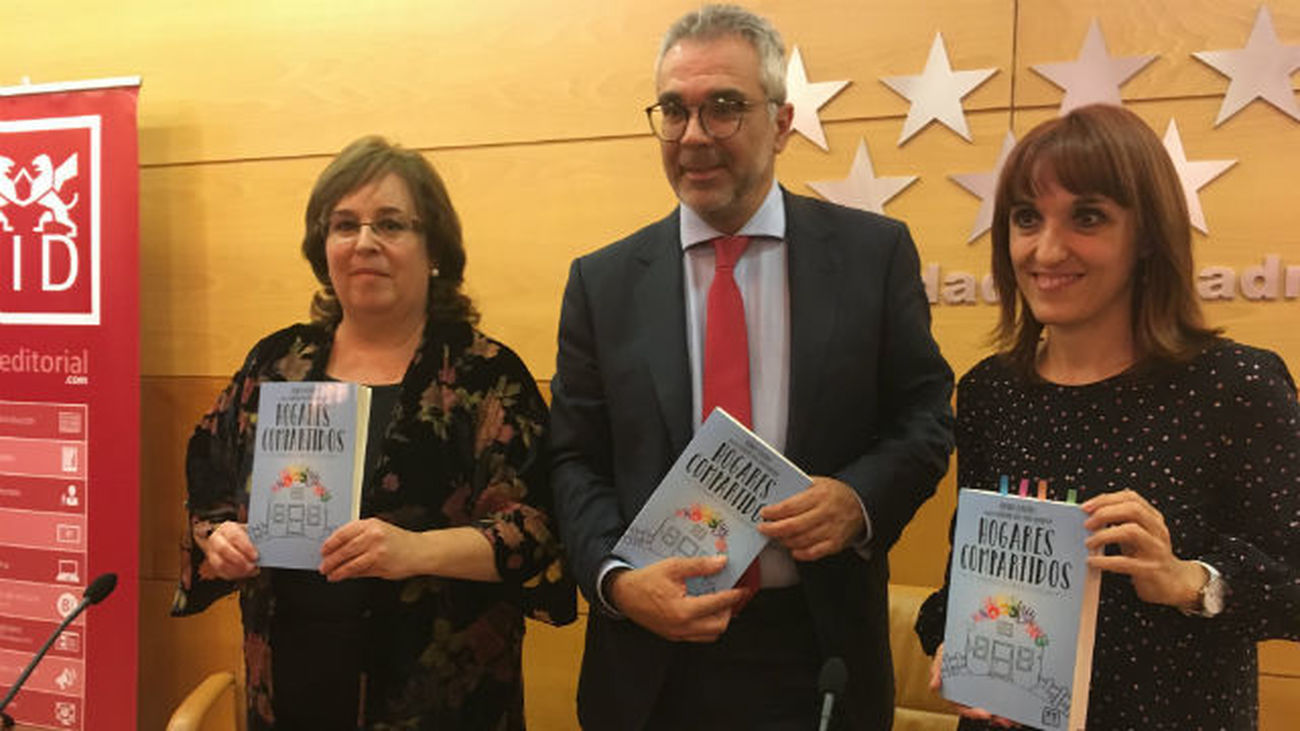 Presentación del libro 'Hogares Compartidos', de Olvido Macías