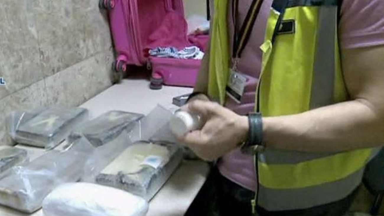 Quince detenidos de una red de narcos que introducía cocaína por envío postal