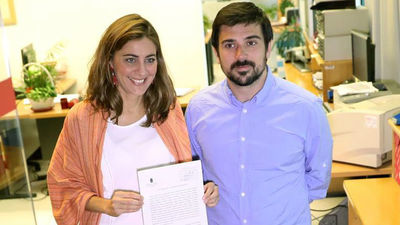 Registrada la moción de censura de Podemos contra Cifuentes por "imperativo ético"