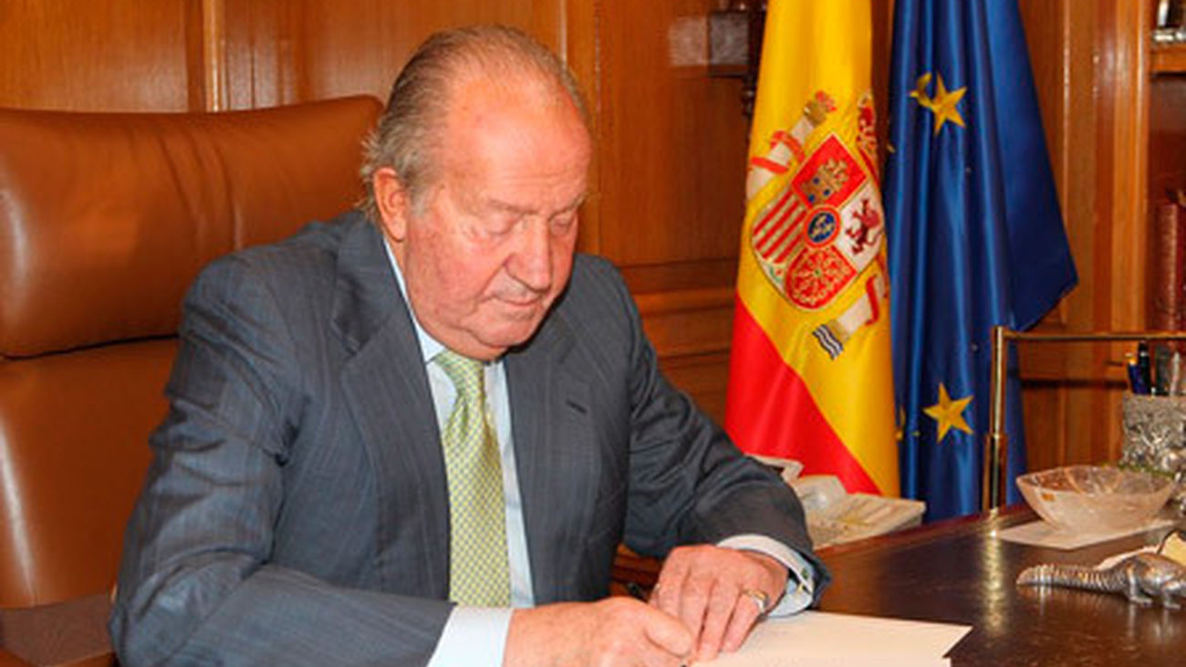 El Rey abdica: "Felipe encarna la estabilidad"