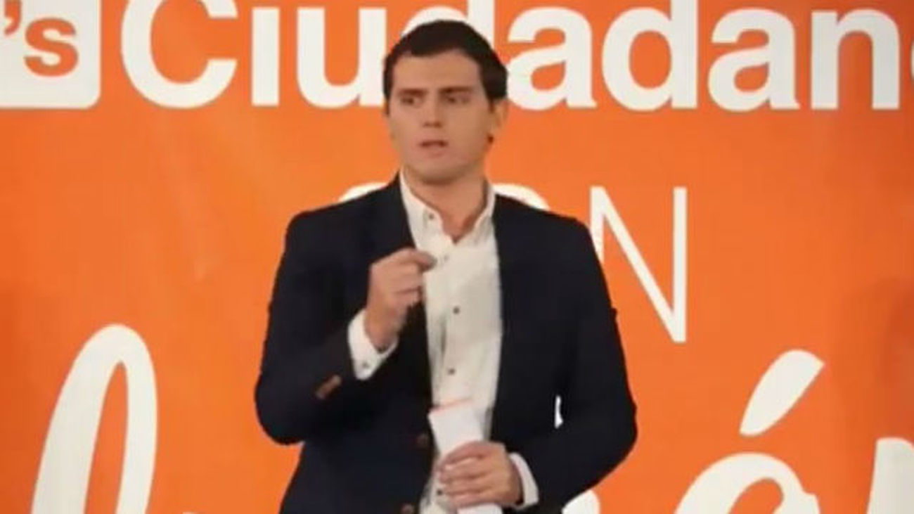 Rivera plantea negociar con PP y PSOE para que empiece la legislatura y garantizar la unión de España