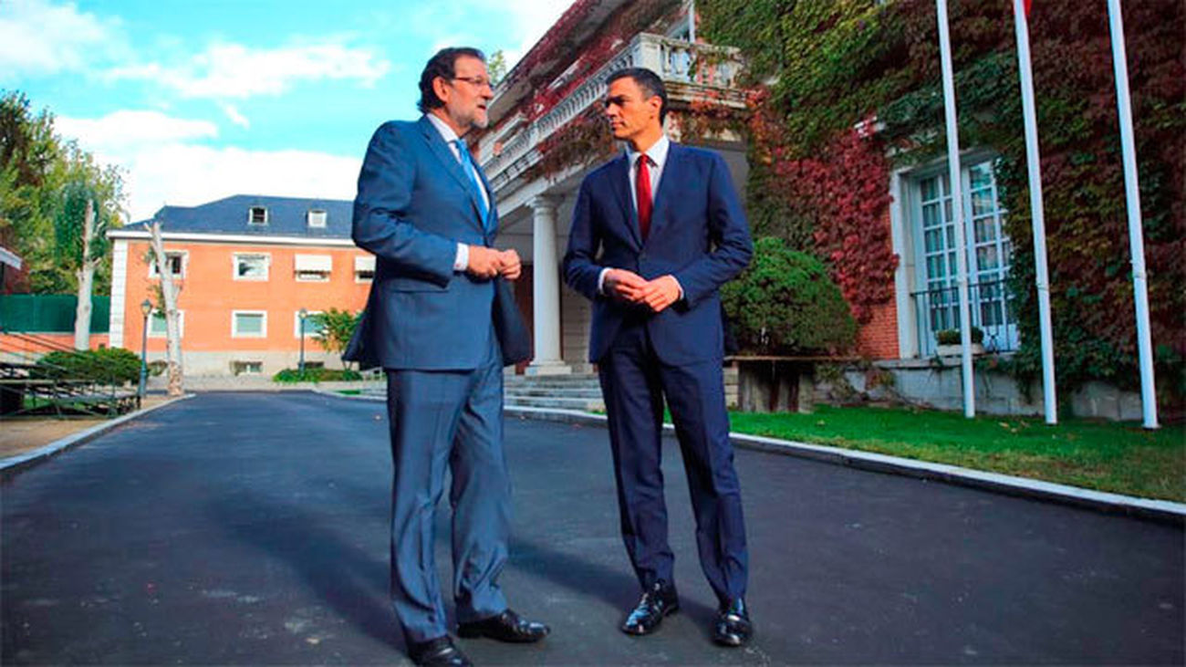 Sánchez y Rajoy unidos ante la respuesta nacionalista catalana