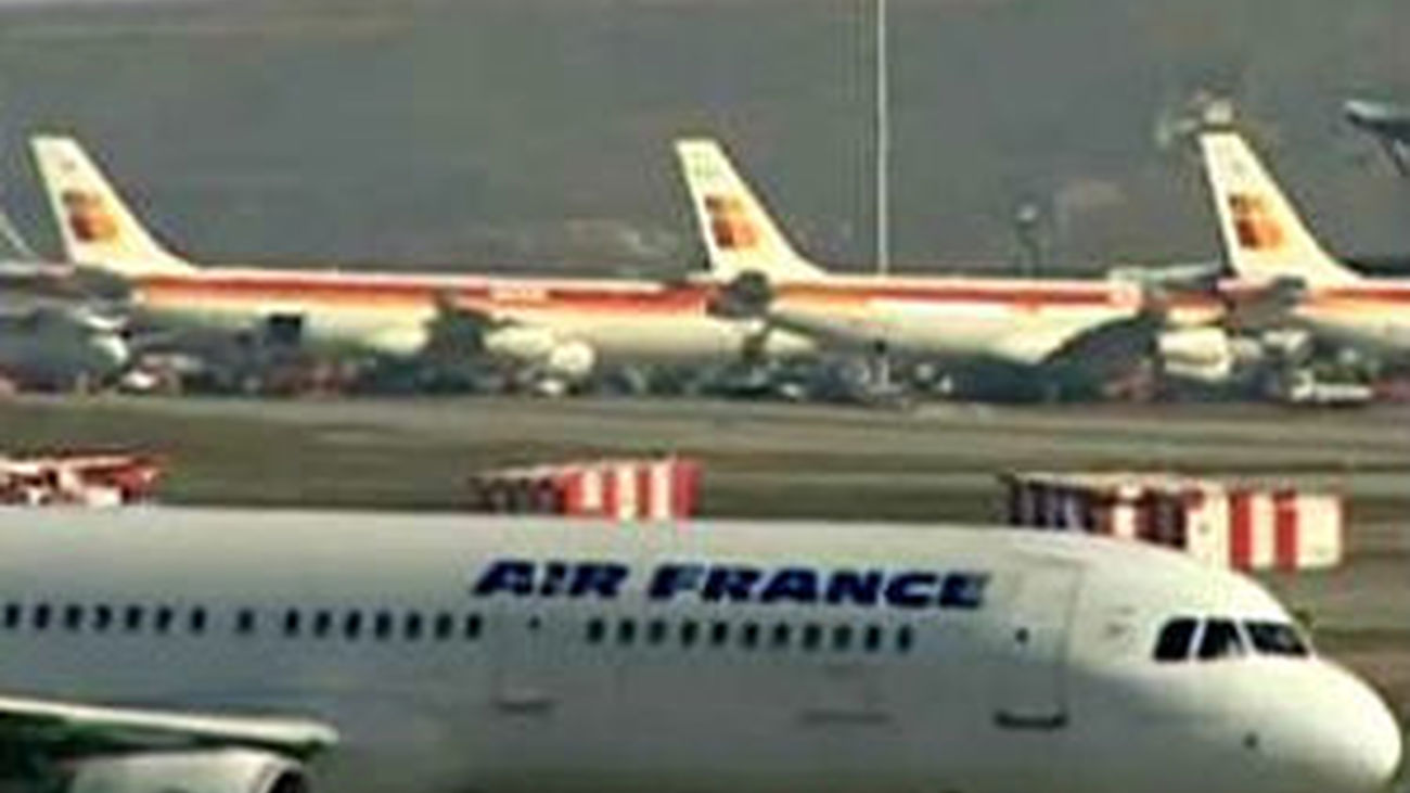 El Supremo pide a AENA que cumpla su sentencia de 2008 sobre la reducción de ruido en Santo Domingo