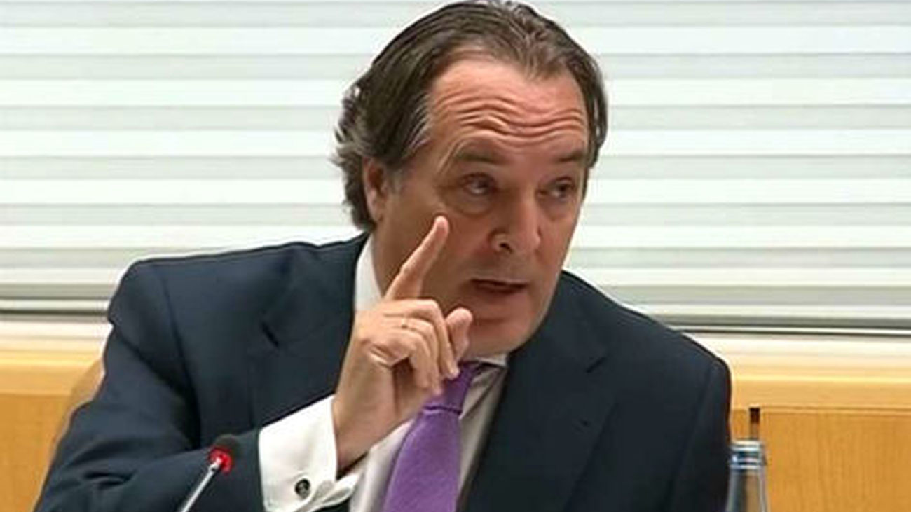 Taboada, número tres de Cifuentes, comparece en la comisión de corrupción"