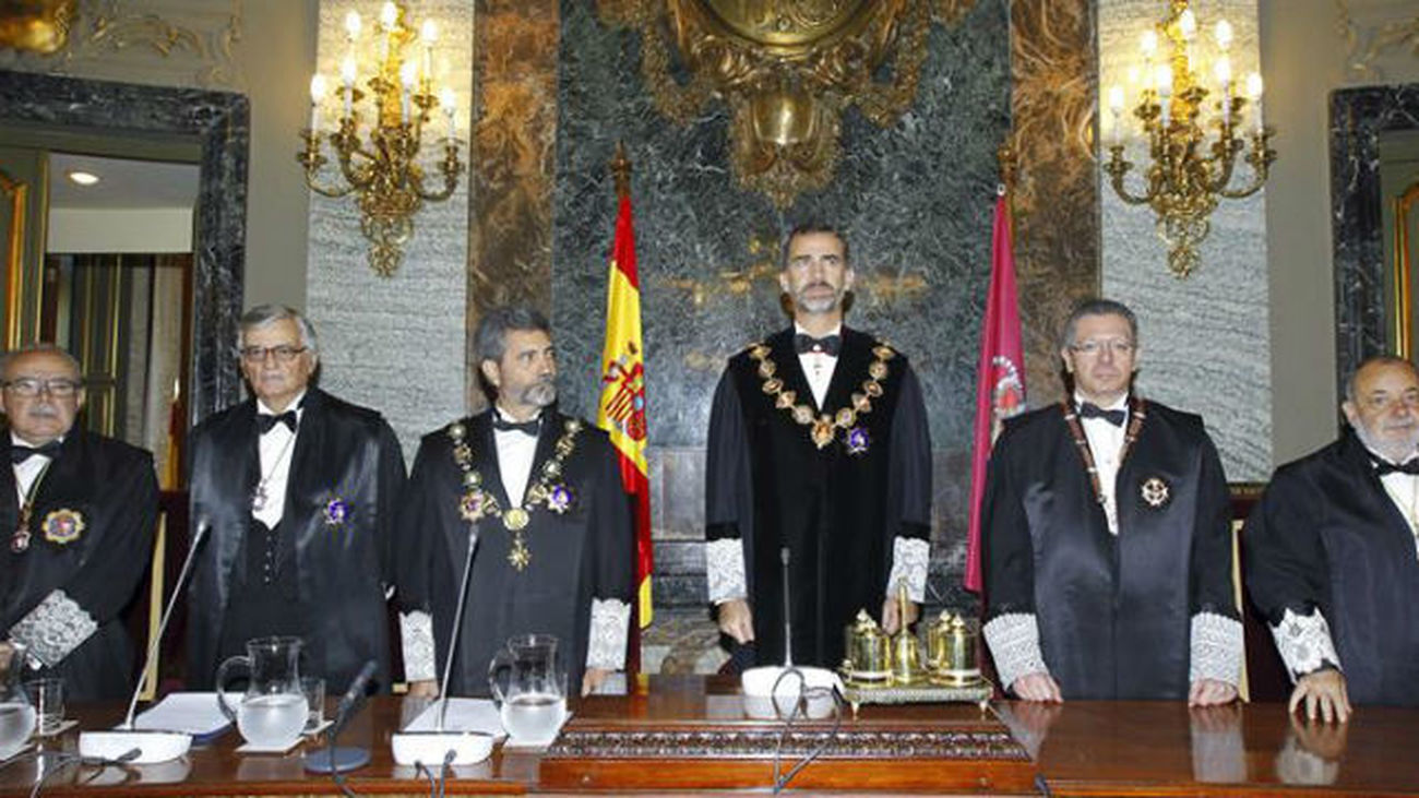 Torres-Dulce reclama ante el Rey más medios para luchar contra la corrupción