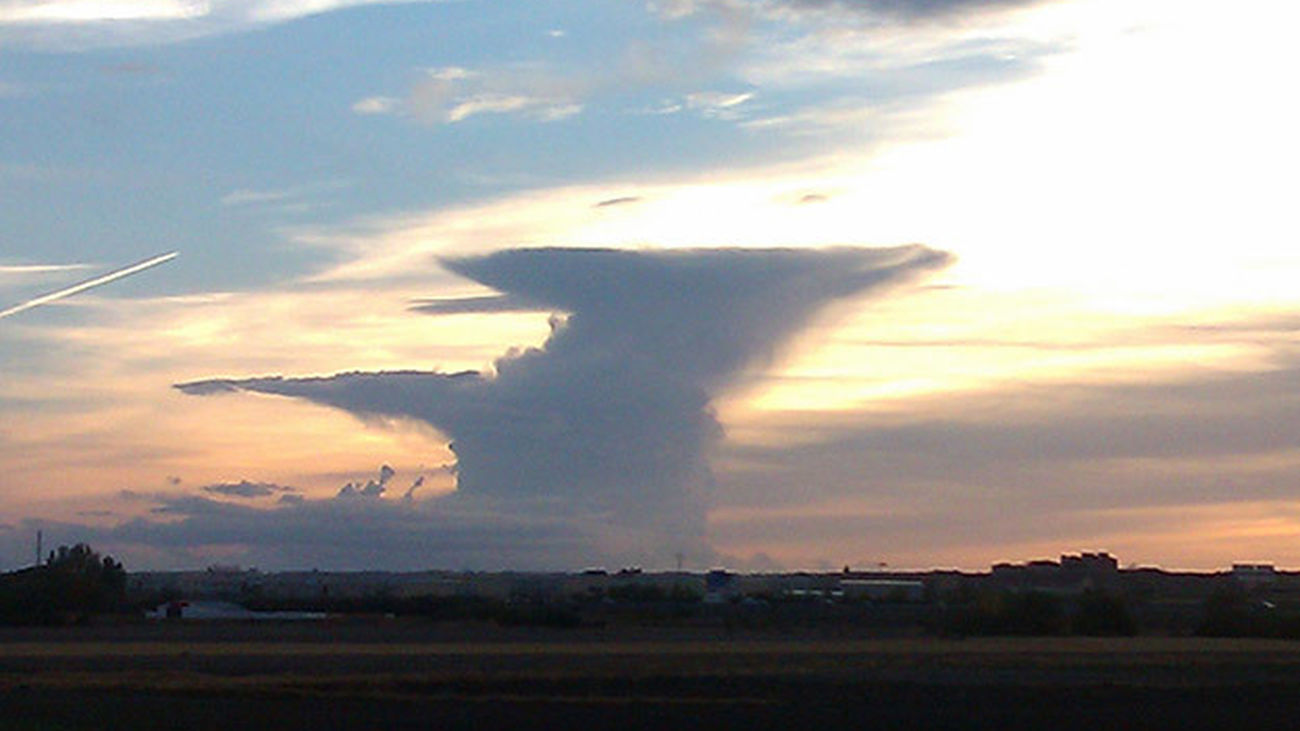 Velo de nubes y temperaturas sin cambios