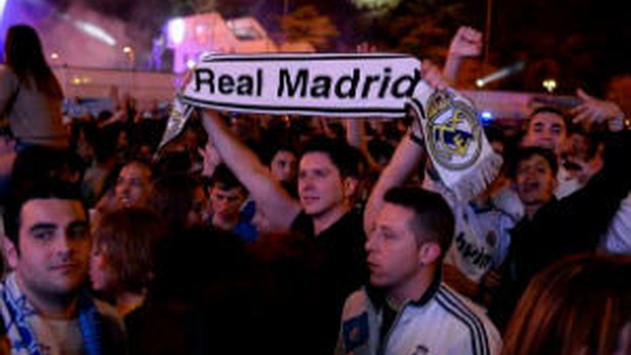 La afición del Real Madrid desplazada a Alemania regresa con alegría