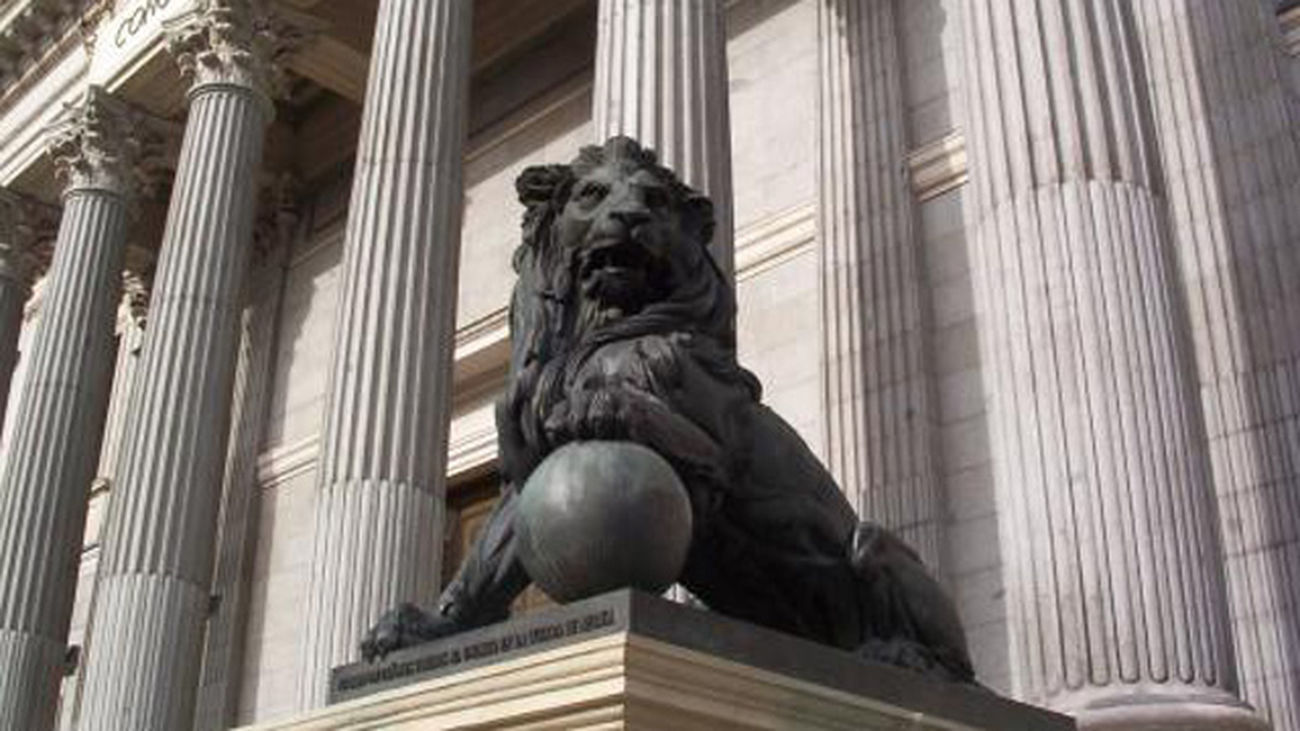 Los crímenes del franquismo llegan al Congreso