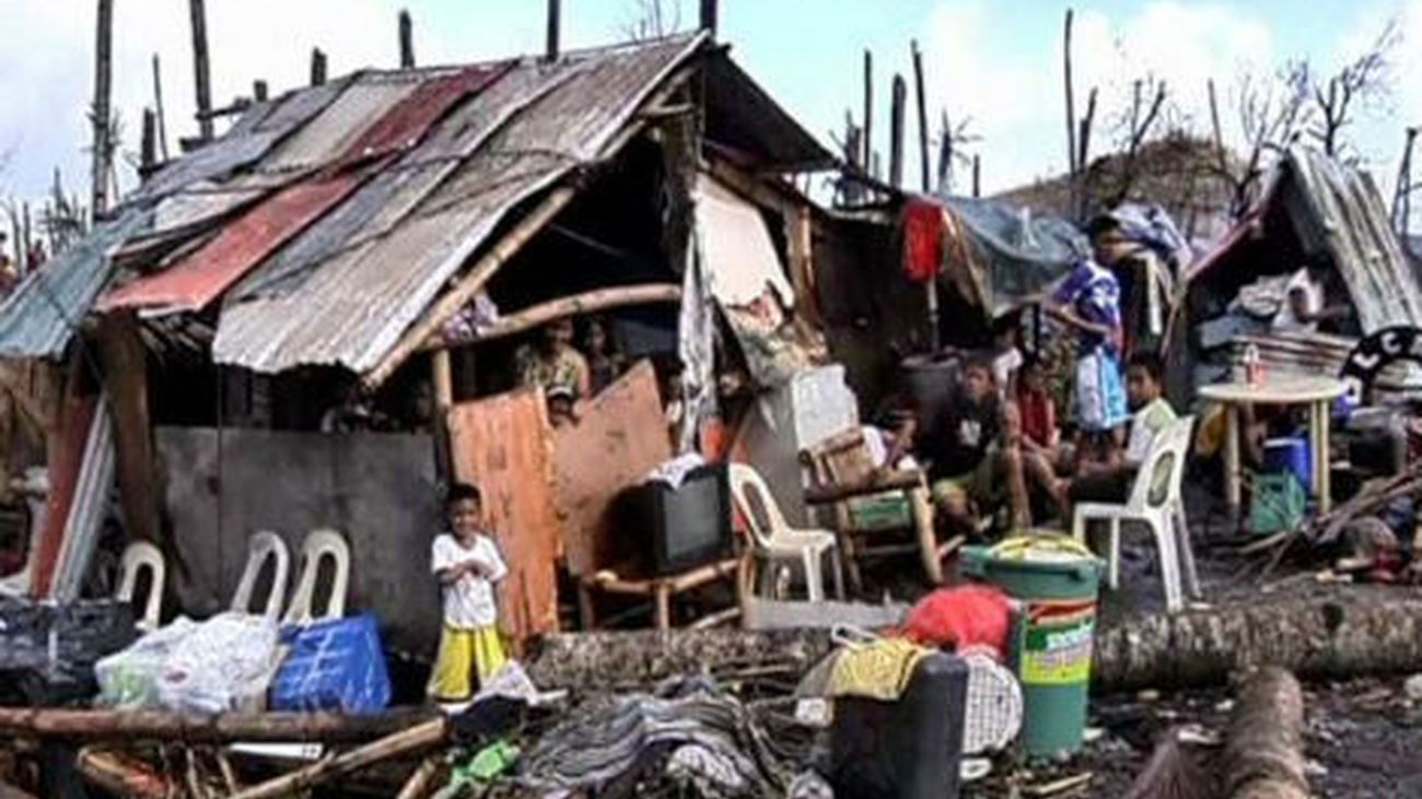 Un año después del tifón Haiyan continúa la reconstrucción en Filipinas