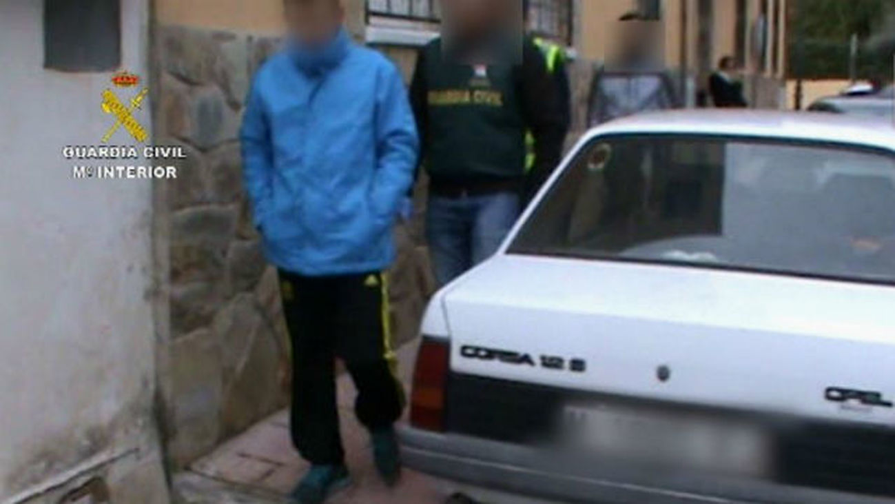 Dos detenidos por robar en seis gasolineras en la zona este de la región