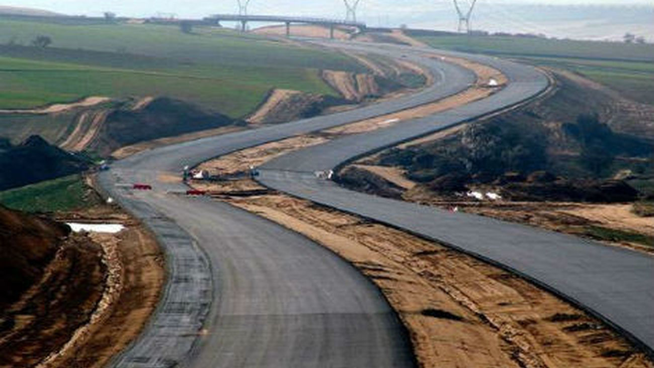Las grandes constructoras de las autopistas no están de acuerdo con la solución del Gobierno del 50% de quita