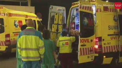 Un hombre mata a su hermana de 21 años a cuchilladas y hiere a su novio y a su madre