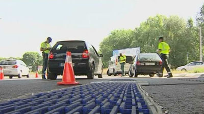 Más de un millón de coches circulan con graves defectos en los neumáticos