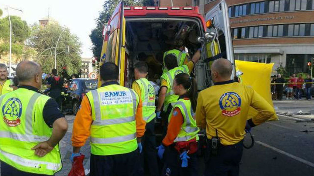 Una mujer muy grave al ser arrollada por una furgoneta en Madrid capital