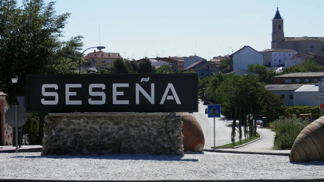 La nube negra se mueve hasta la urbanización El Castillo de Seseña