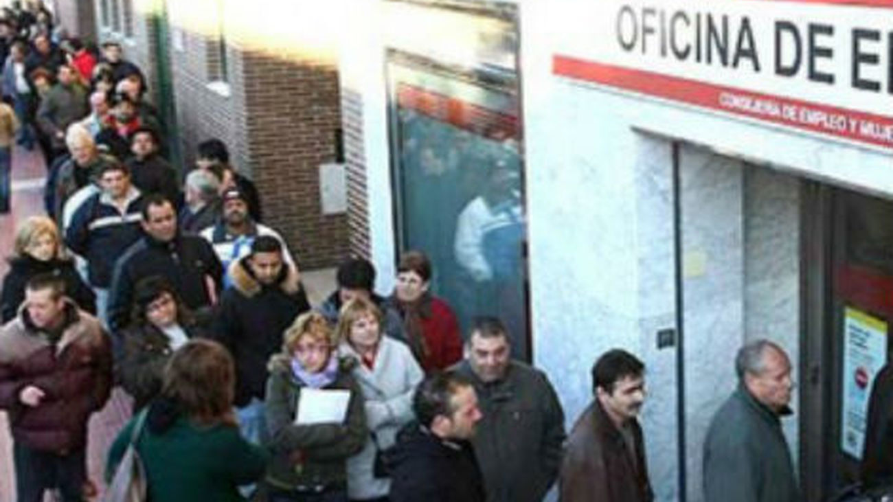 El paro baja en 16.620 personas en el mejor mes de marzo desde 2006