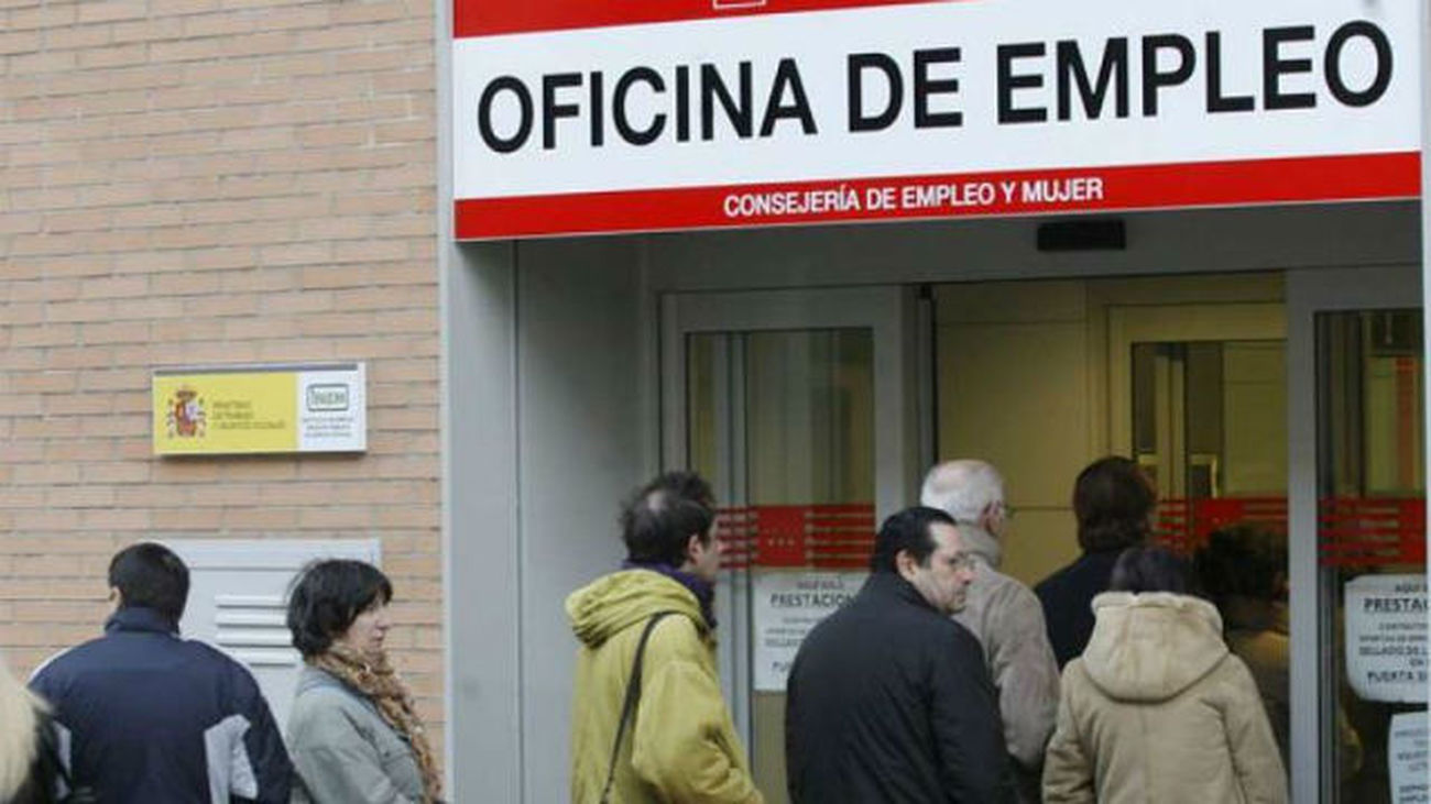 El paro baja en 9.355 personas en el segundo mejor febrero desde 2005