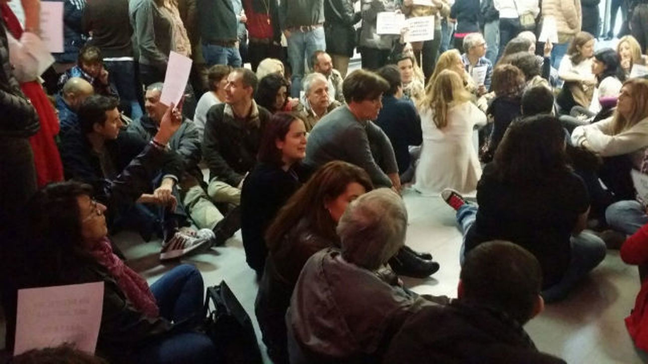 El personal de Justicia se concentra por las malas condiciones de trabajo