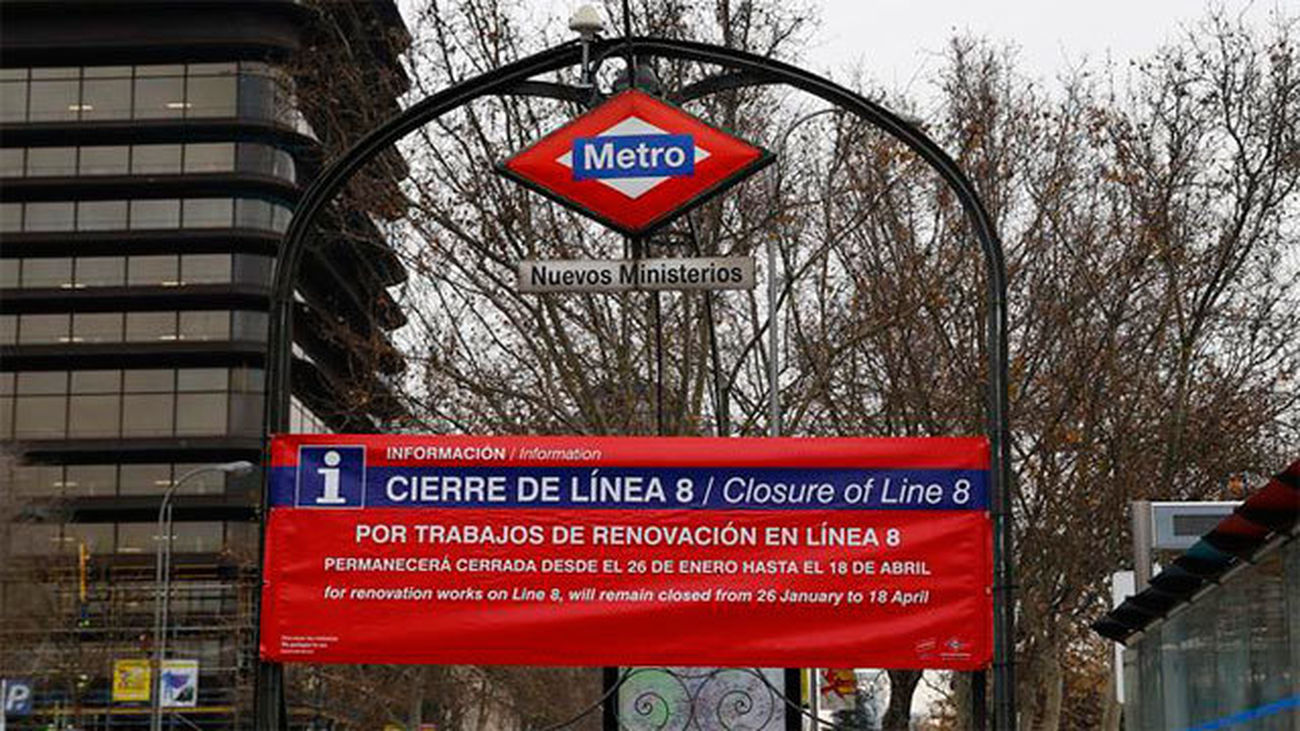 Se reabre la línea 8 del Metro una semana antes de lo previsto