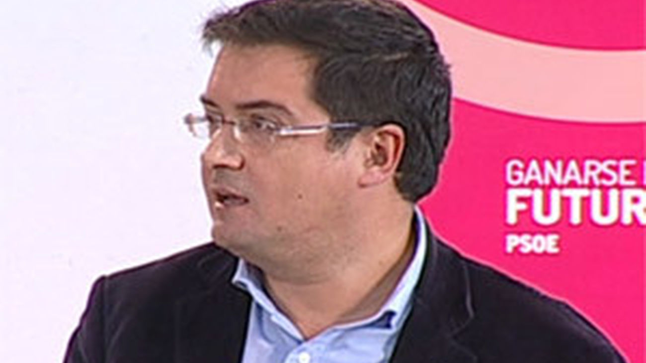 El secretario de Organización del PSOE, Óscar López, afirma que hay una campaña "de acoso y derribo" contra los sindicatos