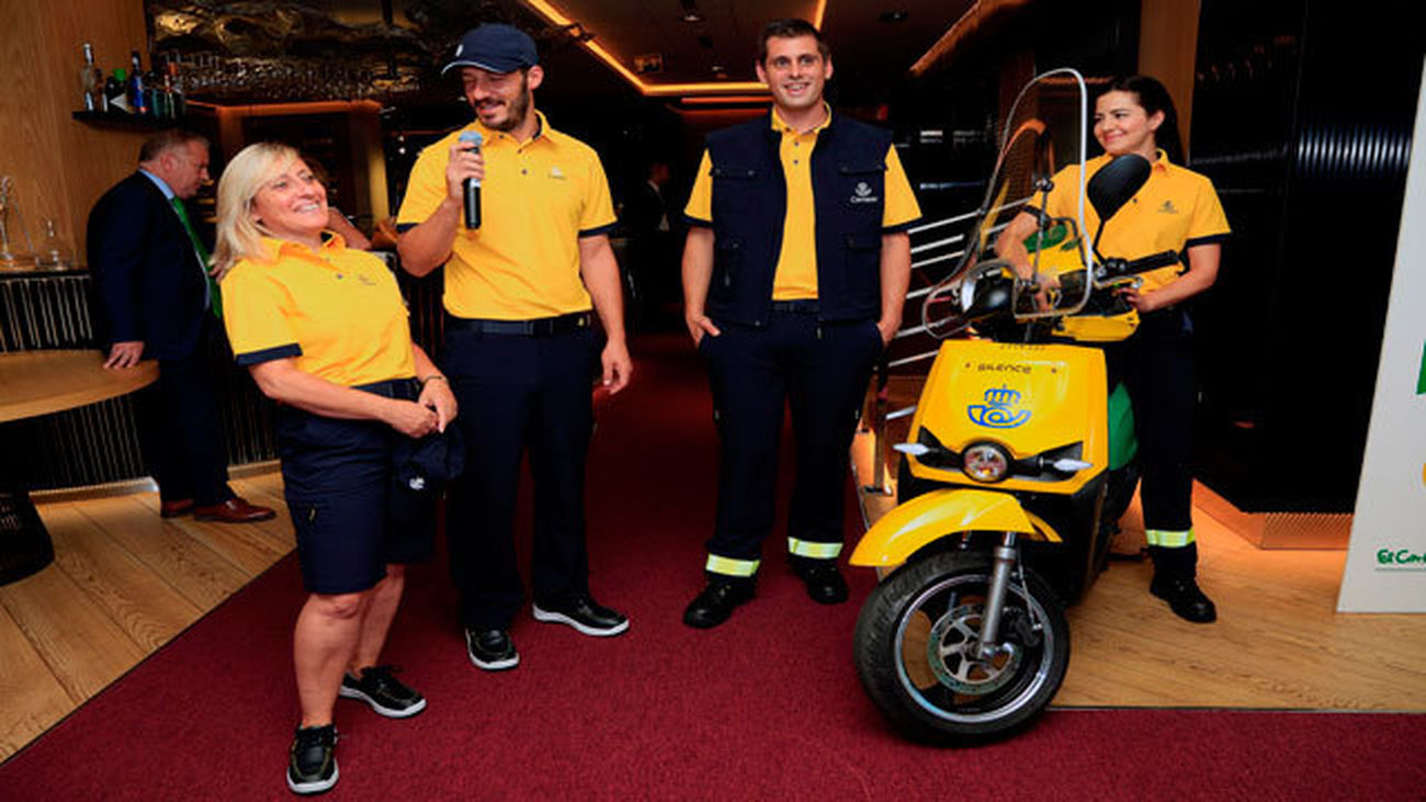 Los nuevos uniformes de Correos