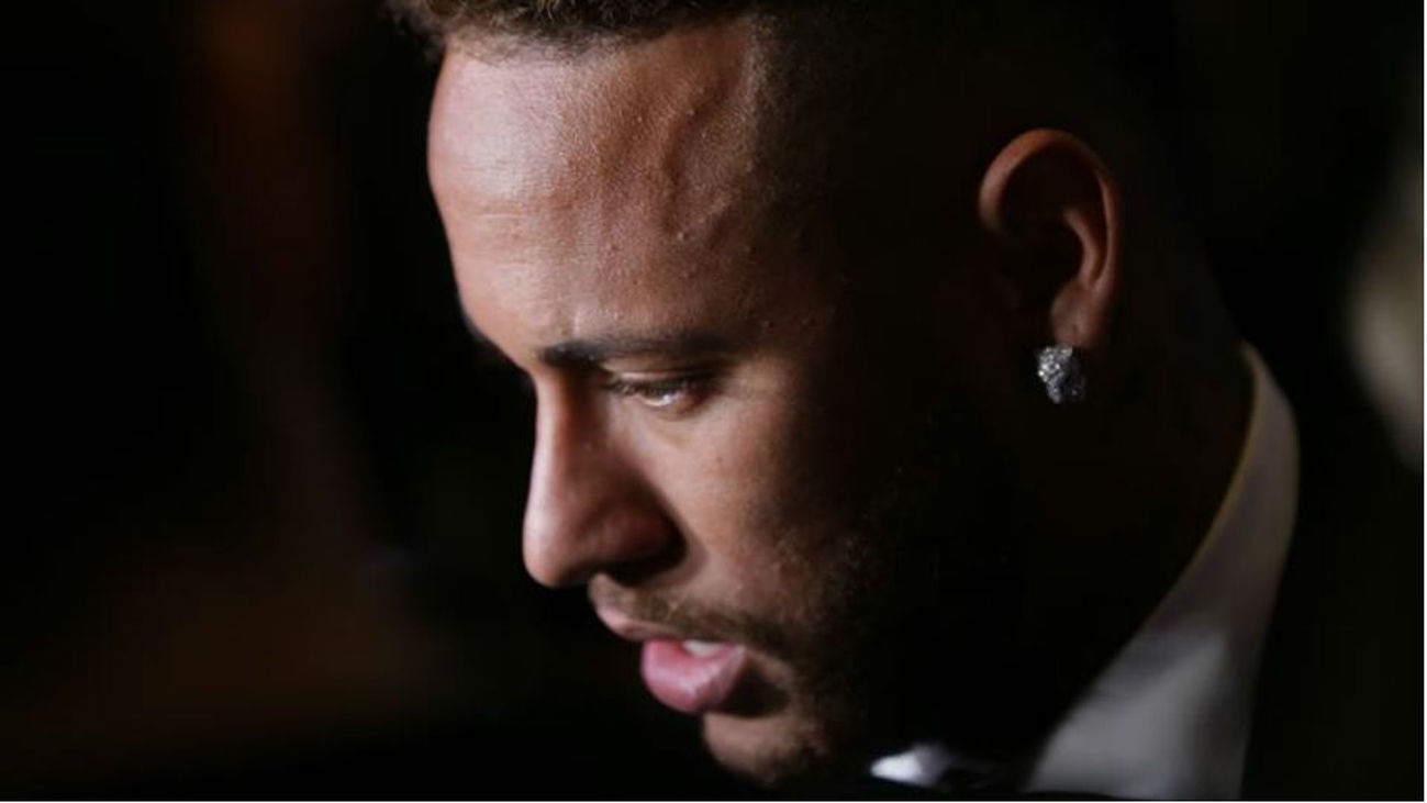Neymar se queda en el PSG: "Quiero triunfar en ese club"