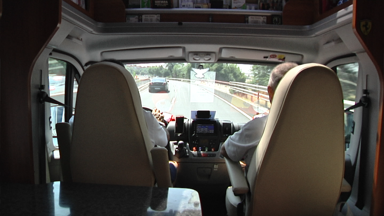 Con la casa a cuestas