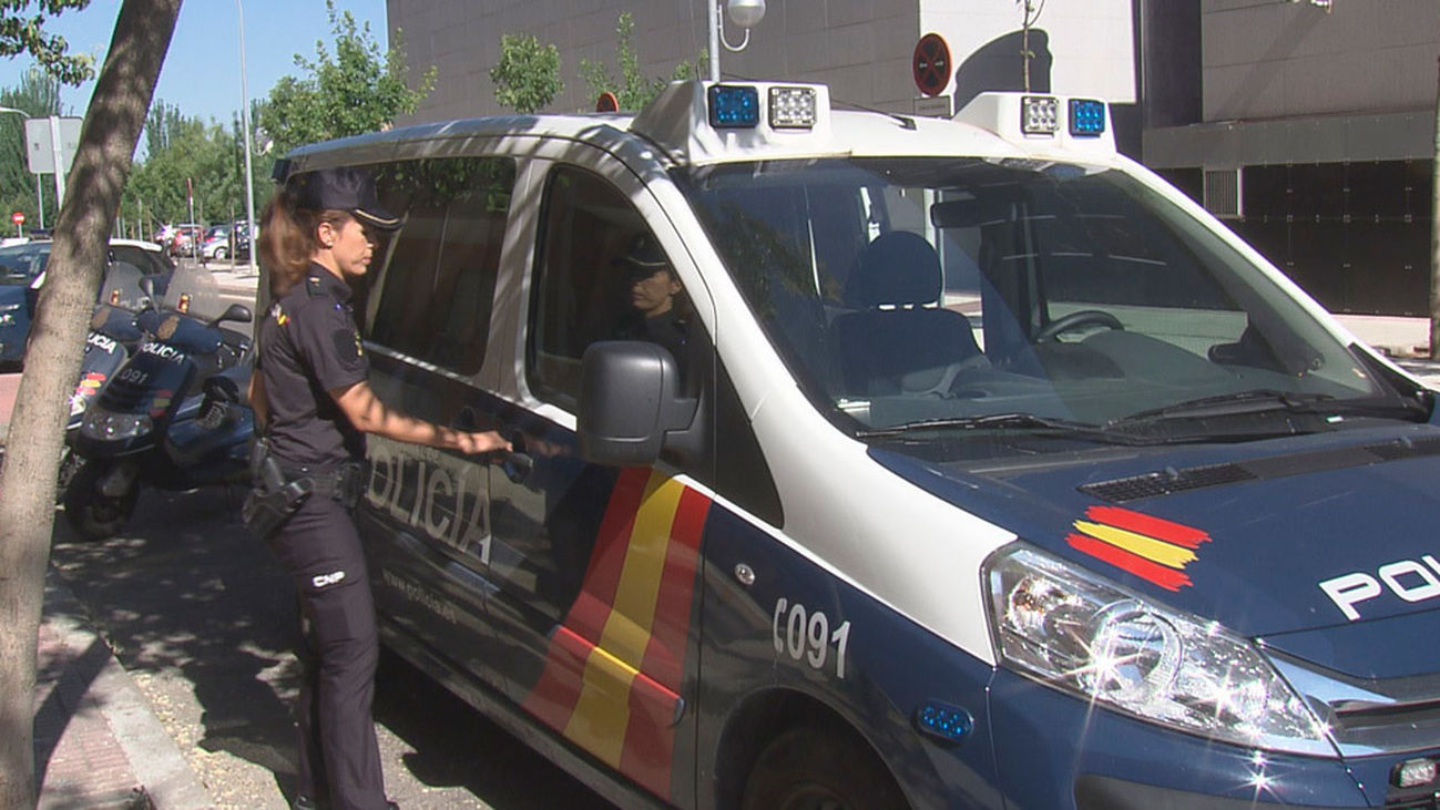 Un hombre mata a su mujer en presencia de su hijo en Málaga