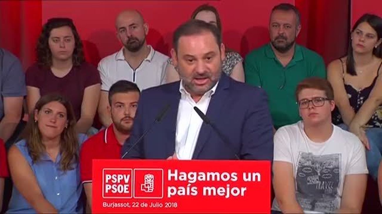 Abalos compara a Puigdemont con un "caudillo"  y le responsabiliza de "romper" el PDeCAT