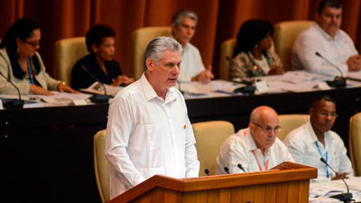 Cuba elimina la palabra "comunismo" en el borrador de su nueva Constitución