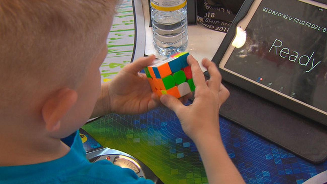 Madrid acoge el campeonato europeo del cubo de rubik