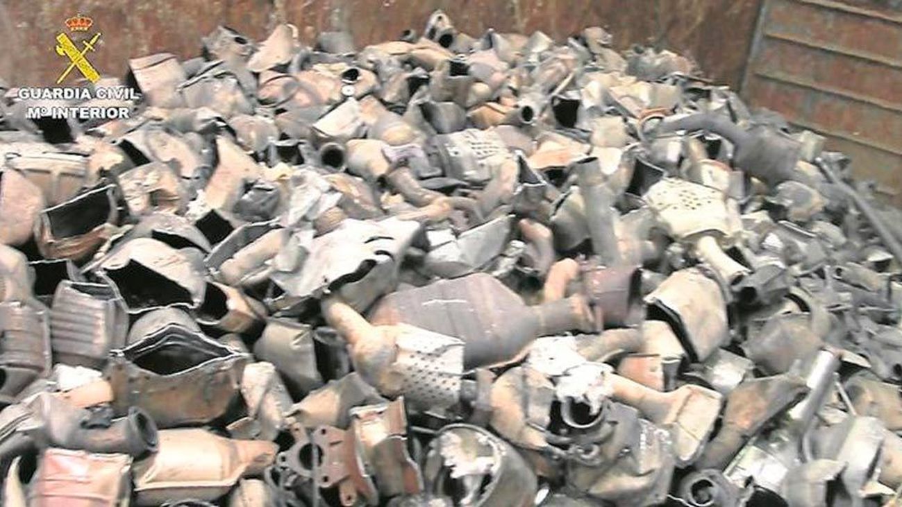 Desmantelado un grupo de 6 personas especializado en el robo de catalizadores