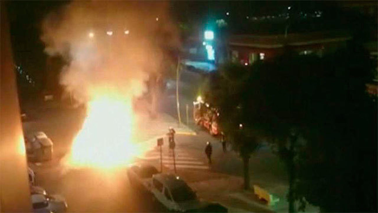 Menores queman contenedores en Humanes