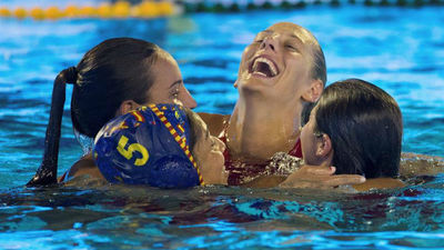 6-12. España se exhibe ante Hungría para colgarse el bronce