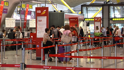 Un avión con destino vacaciones