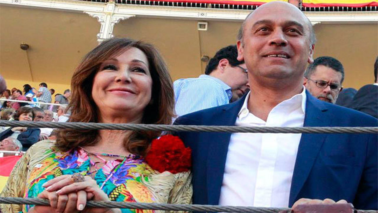 Ana Rosa Quintana con su marido Juan Muñoz