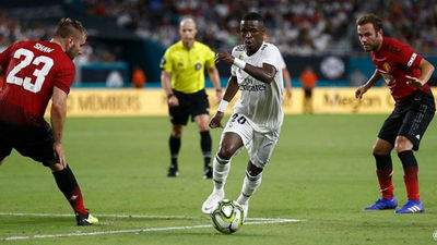 2-1. La 'era Lopetegui' empieza con una derrota ante el Manchester United