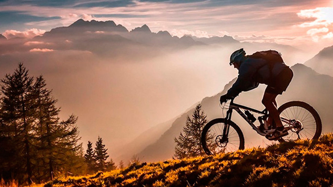 De ruta a orillas del río Cofio