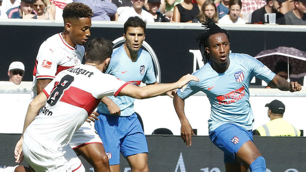 Gelson Martins ante el Stuttgart