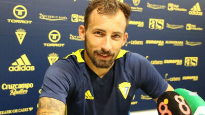 Aitor García y Schiappacasse llegan cedidos al Rayo Majadahonda