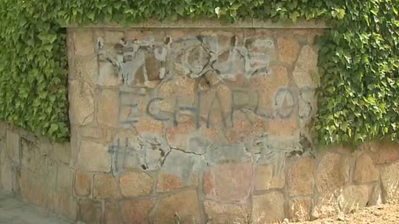 Pintadas en el chalet de Pablo Iglesias e Irene Montero